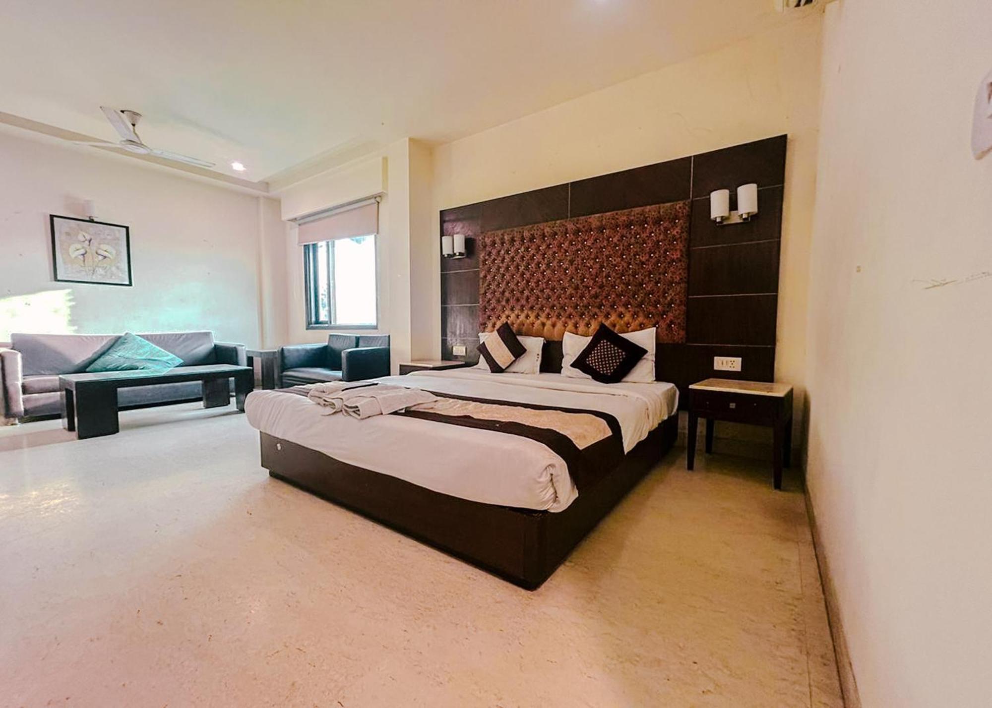 The Metropolis Guest House Near Rk Ashram Metro Station New Delhi Exterior photo