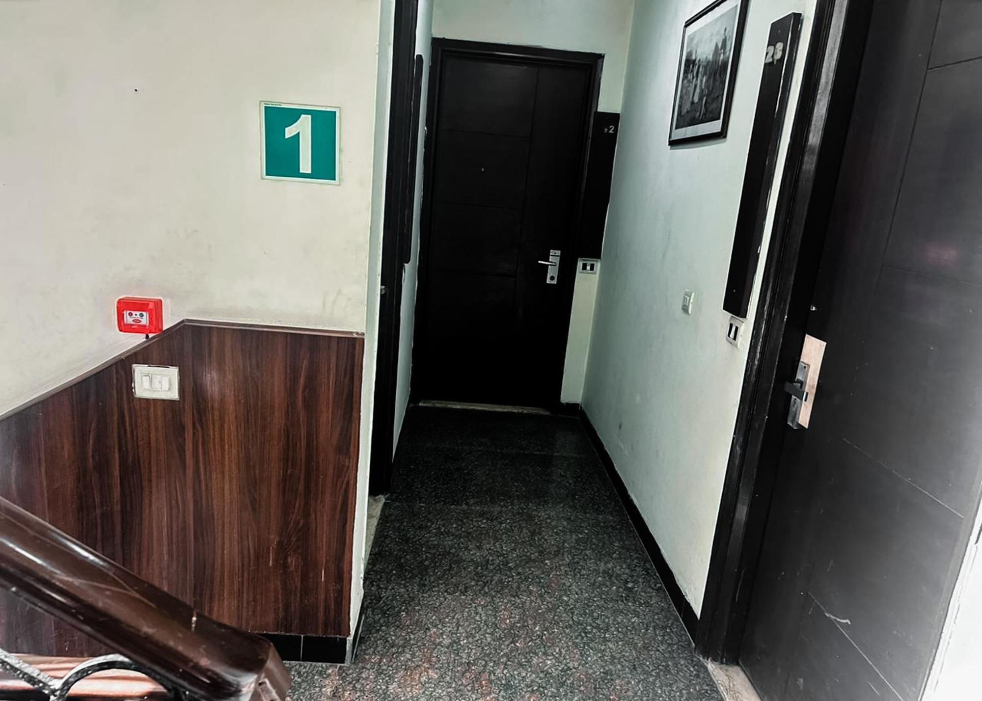 The Metropolis Guest House Near Rk Ashram Metro Station New Delhi Exterior photo